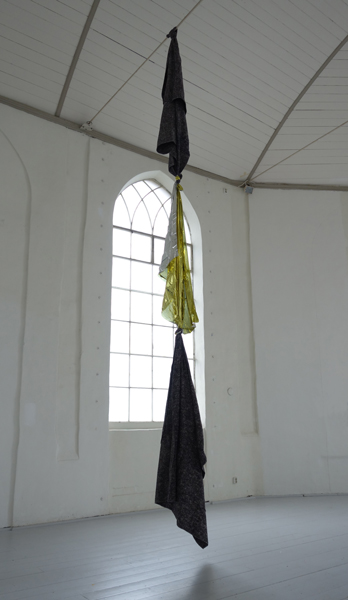 hanging-bew-web.jpg